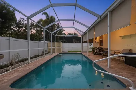 6816 S Court Drive Tampa FL 33611