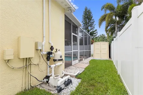 6816 S Court Drive Tampa FL 33611