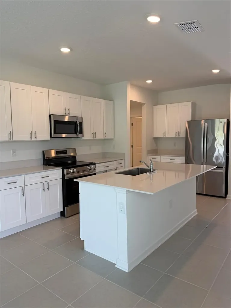 1139 Belle Isle Lane Daytona Beach FL 32124