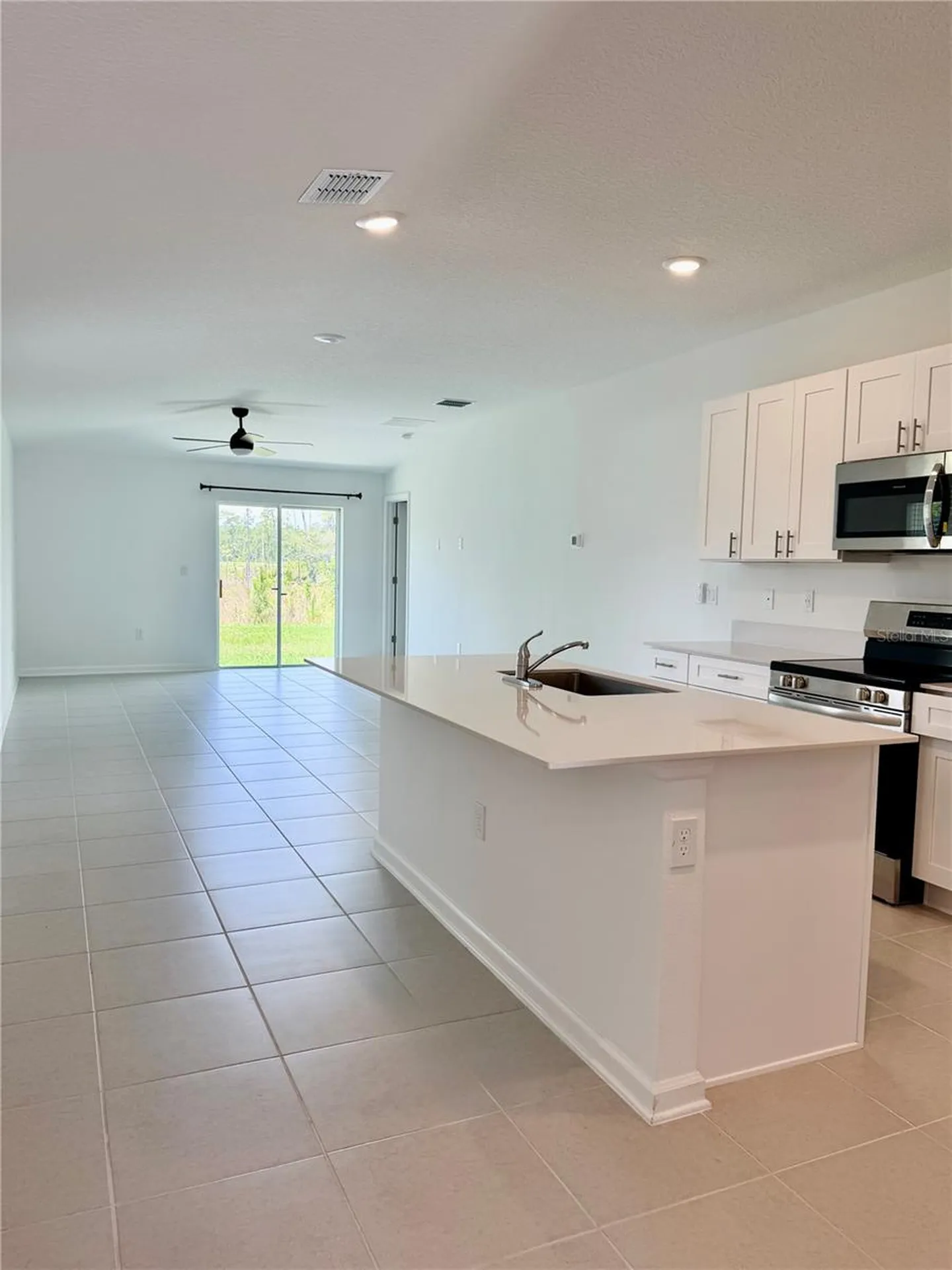 1139 Belle Isle Lane Daytona Beach FL 32124