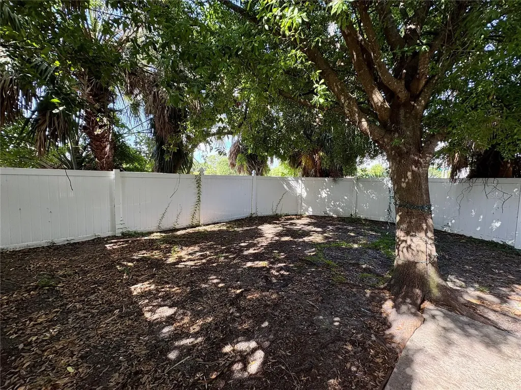 409 57th Avenue Drive E Bradenton FL 34203