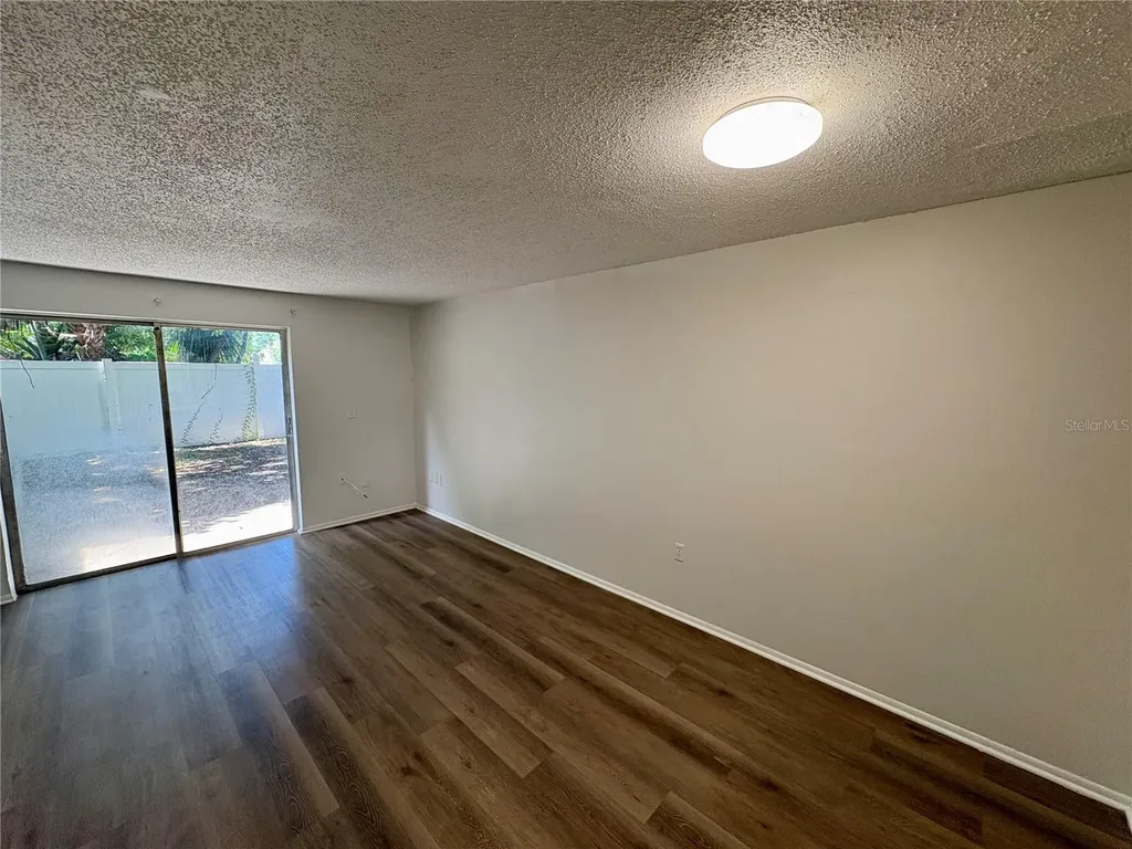 409 57th Avenue Drive E Bradenton FL 34203