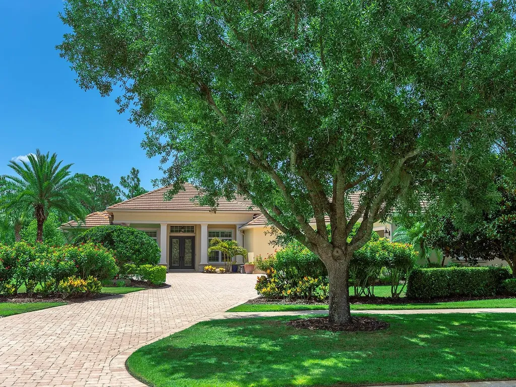 19452 Beacon Park Place Lakewood Ranch FL 34202