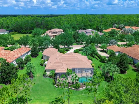 19452 Beacon Park Place Lakewood Ranch FL 34202