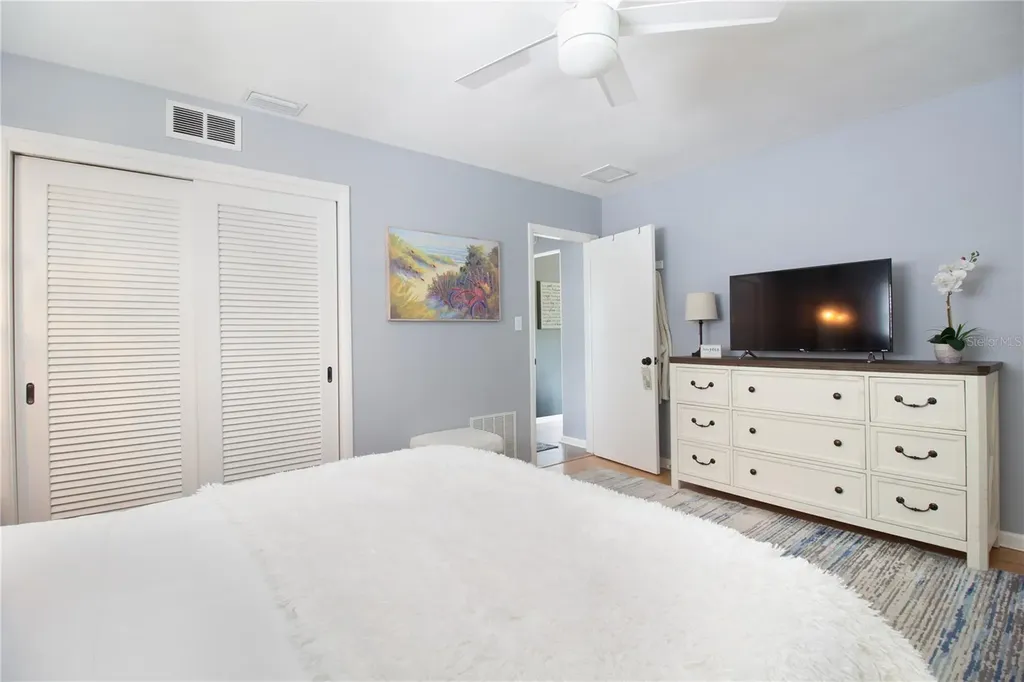 1540 San Helen Drive Dunedin FL 34698