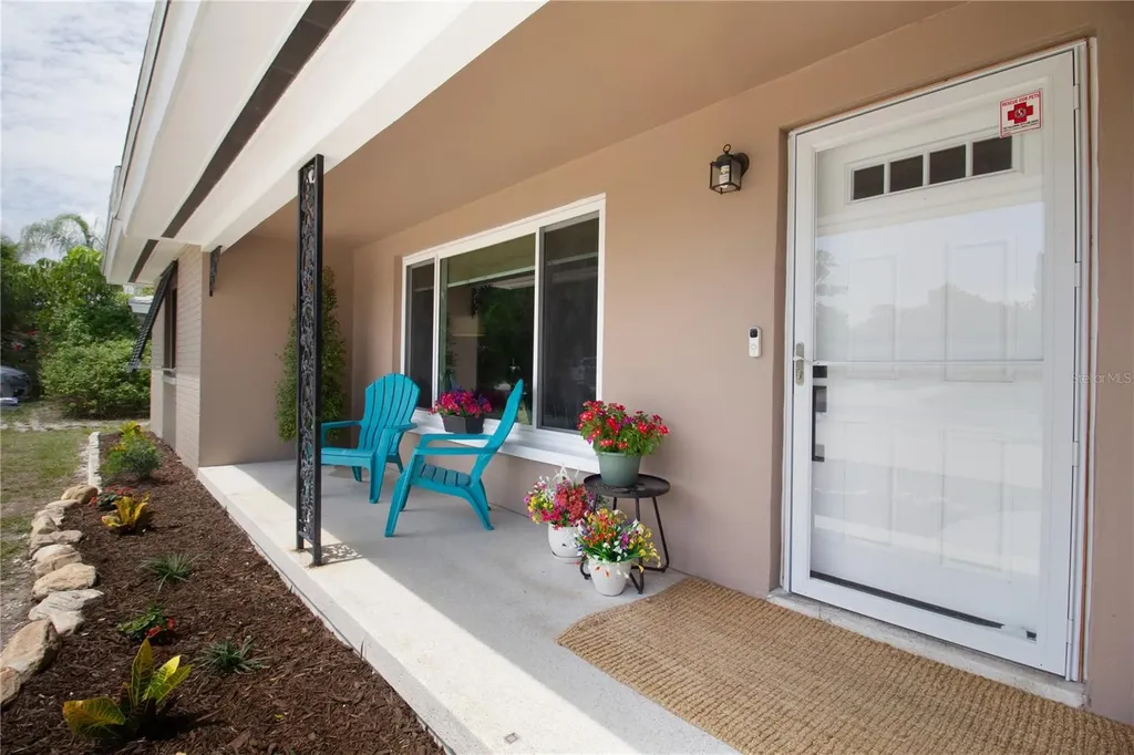 1540 San Helen Drive Dunedin FL 34698