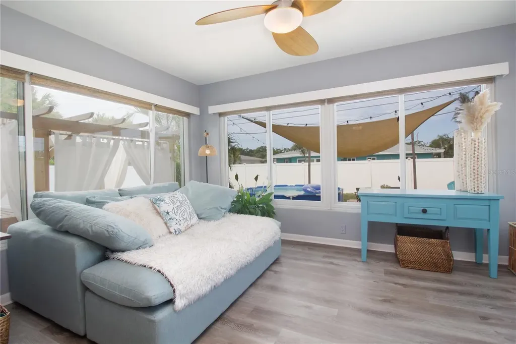 1540 San Helen Drive Dunedin FL 34698