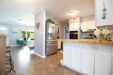1540 San Helen Drive Dunedin FL 34698
