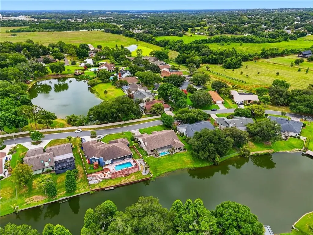 3943 Cheverly Drive E Lakeland FL 33813