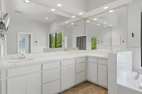3943 Cheverly Drive E Lakeland FL 33813