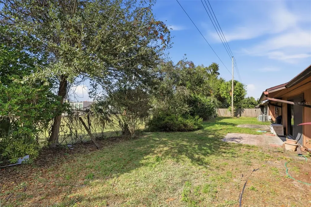 1056 Soria Avenue Orlando FL 32807
