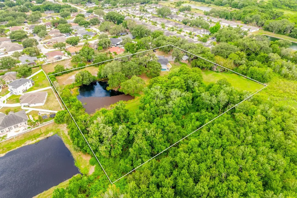 1600 E 10th Street St Cloud FL 34771