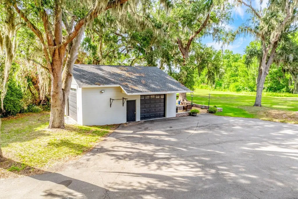 1600 E 10th Street St Cloud FL 34771