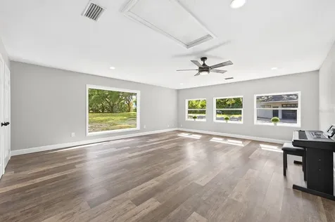 1600 E 10th Street St Cloud FL 34771