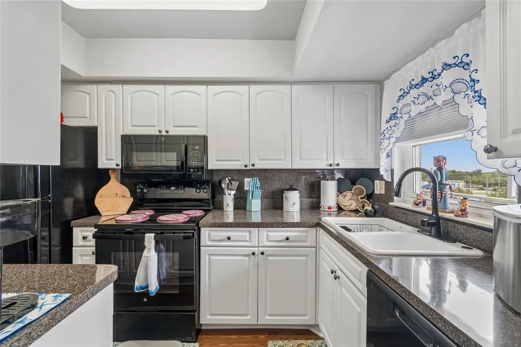 4939 Floramar Terrace New Port Richey FL 34652