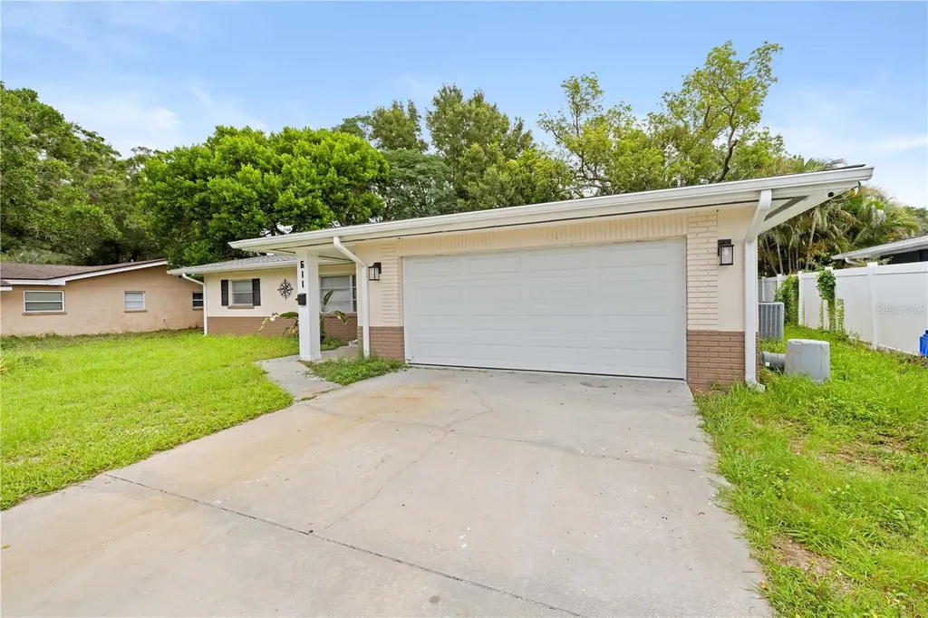 611 Patricia Avenue Dunedin FL 34698