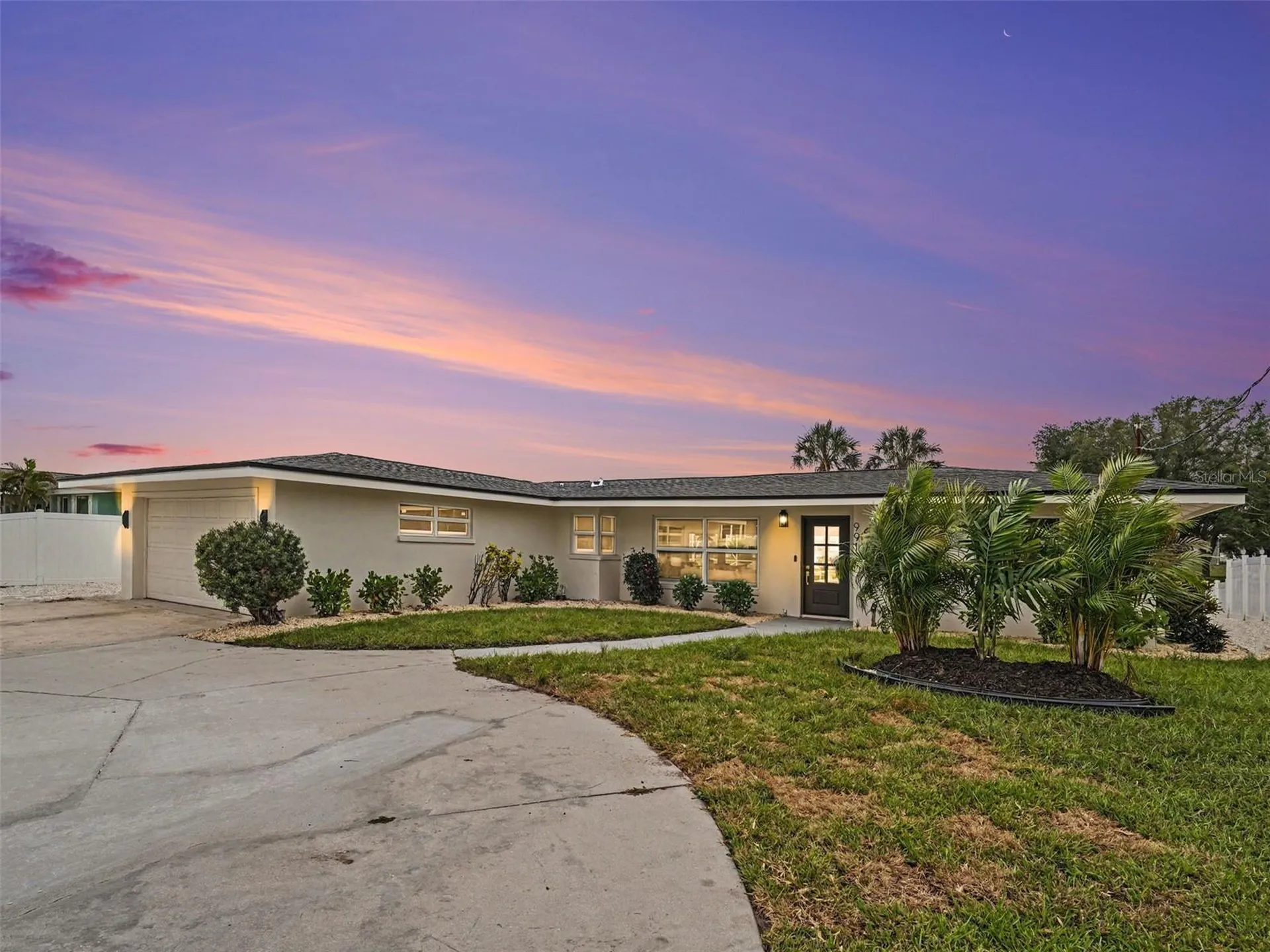 9911 Royal Palm Drive Bradenton FL 34210
