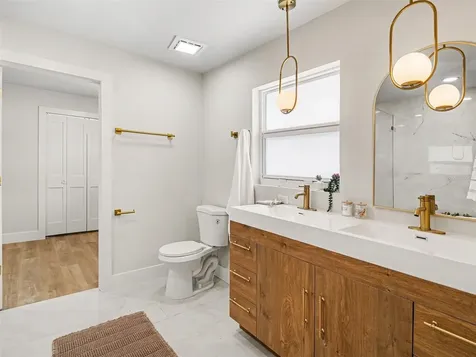 9911 Royal Palm Drive Bradenton FL 34210
