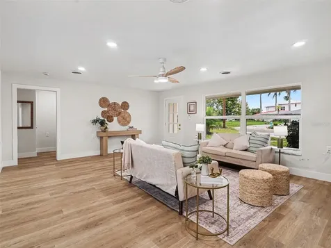 9911 Royal Palm Drive Bradenton FL 34210