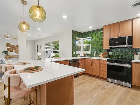 9911 Royal Palm Drive Bradenton FL 34210