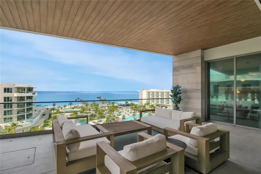 1591 Gulf Of Mexico Drive Longboat Key FL 34228