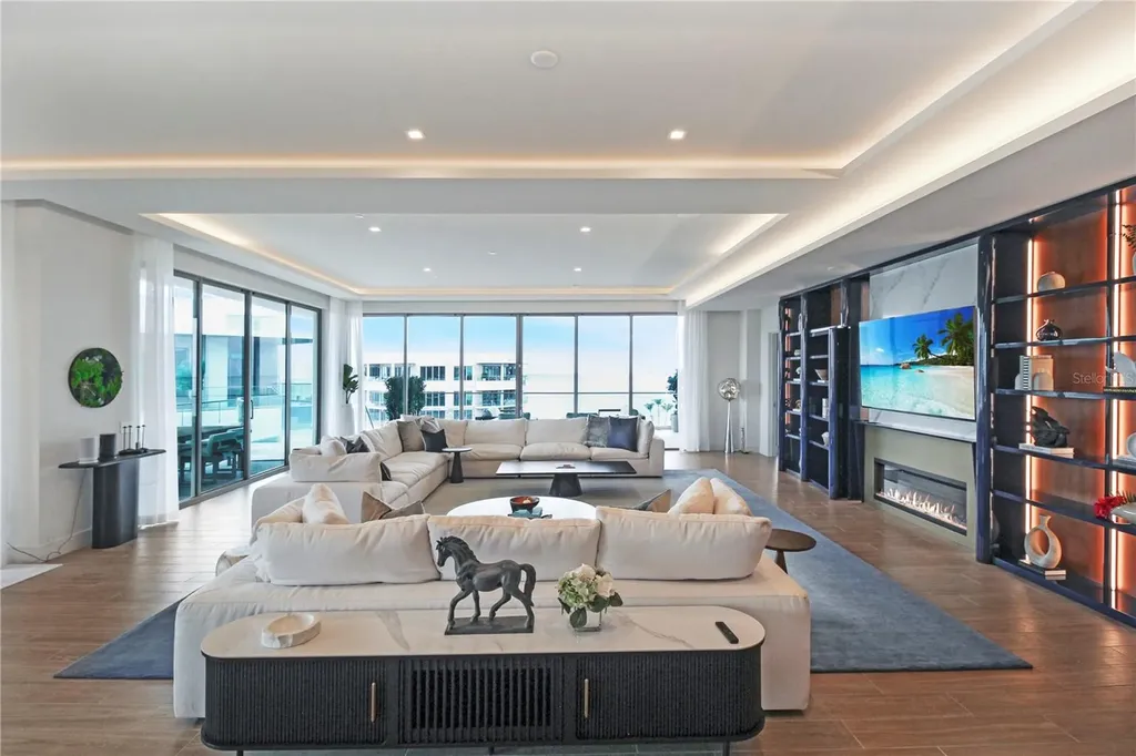 1591 Gulf Of Mexico Drive Longboat Key FL 34228