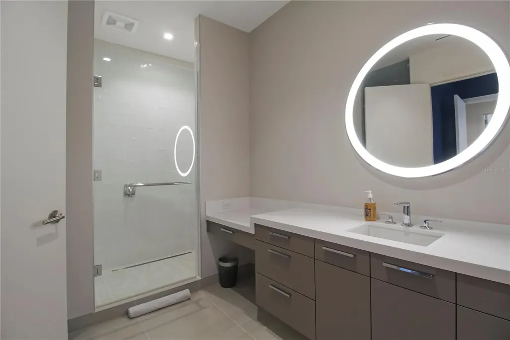 1591 Gulf Of Mexico Drive Longboat Key FL 34228