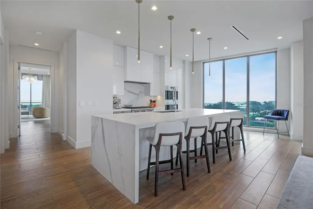 1591 Gulf Of Mexico Drive Longboat Key FL 34228