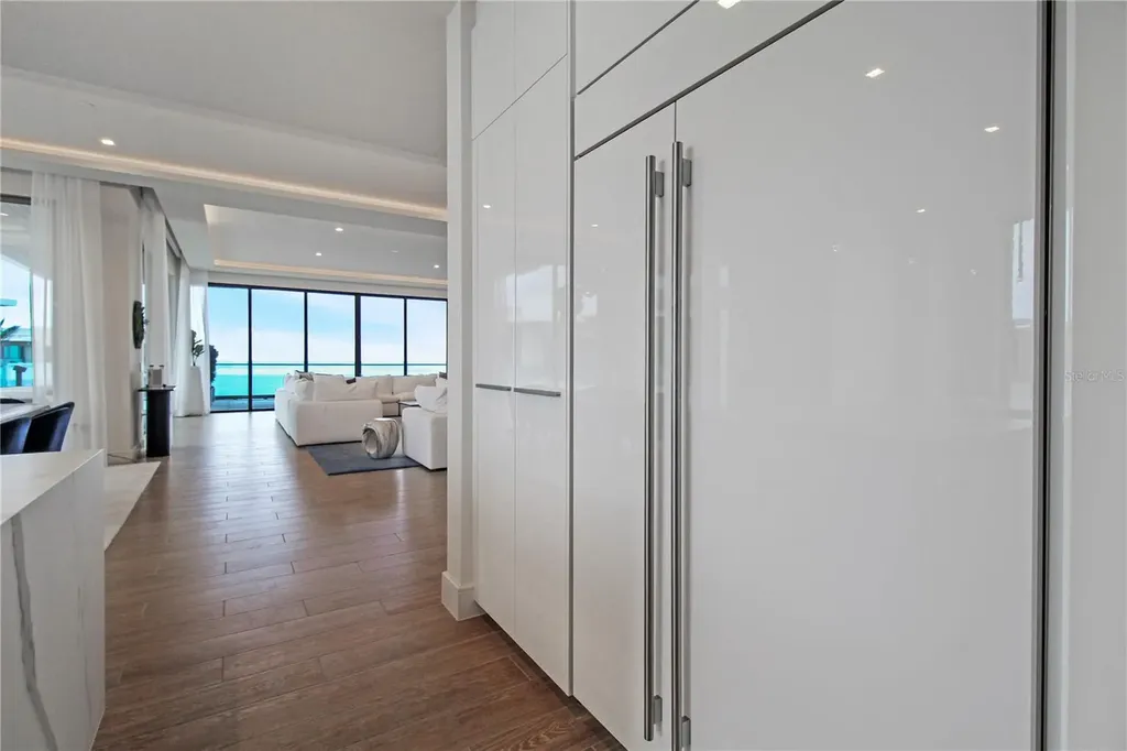 1591 Gulf Of Mexico Drive Longboat Key FL 34228