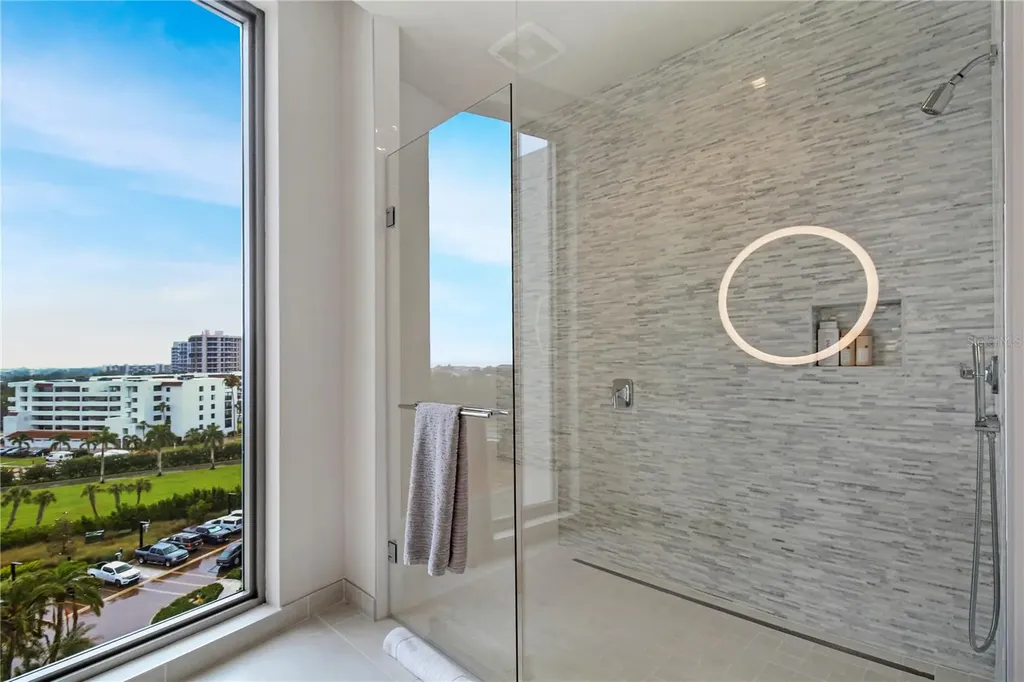 1591 Gulf Of Mexico Drive Longboat Key FL 34228