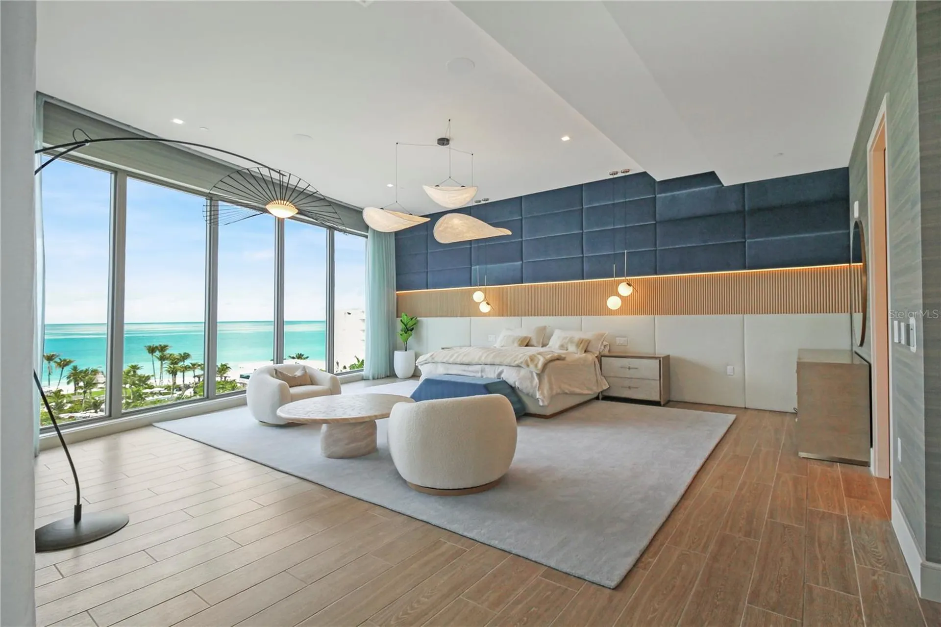 1591 Gulf Of Mexico Drive Longboat Key FL 34228