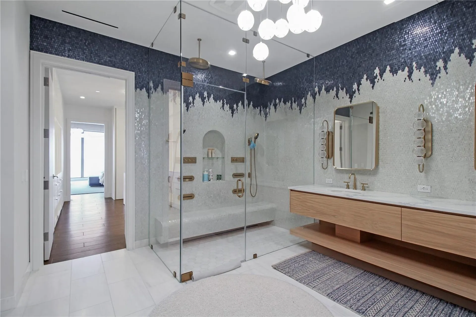 1591 Gulf Of Mexico Drive Longboat Key FL 34228