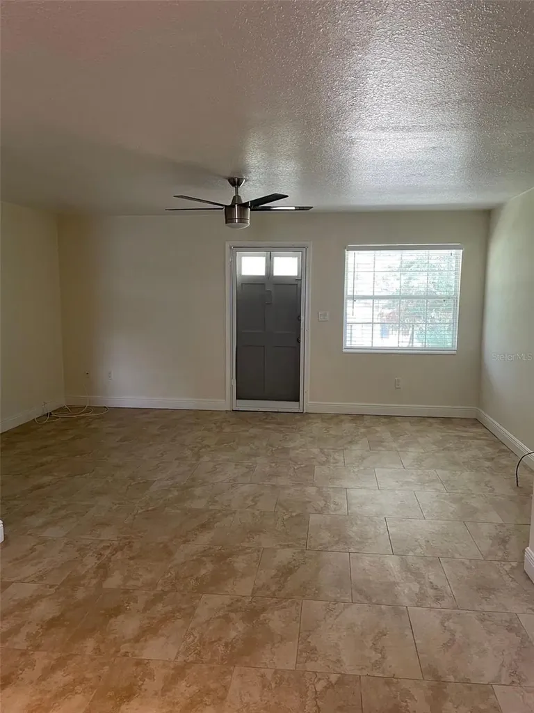 525 Conway Road Orlando FL 32807
