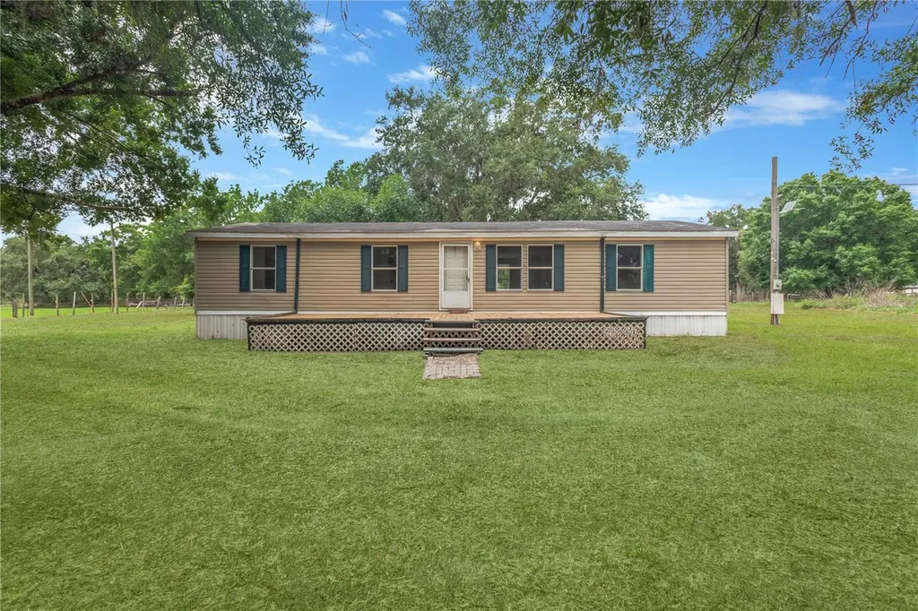 5703 Luckasavage Road Plant City FL 33567