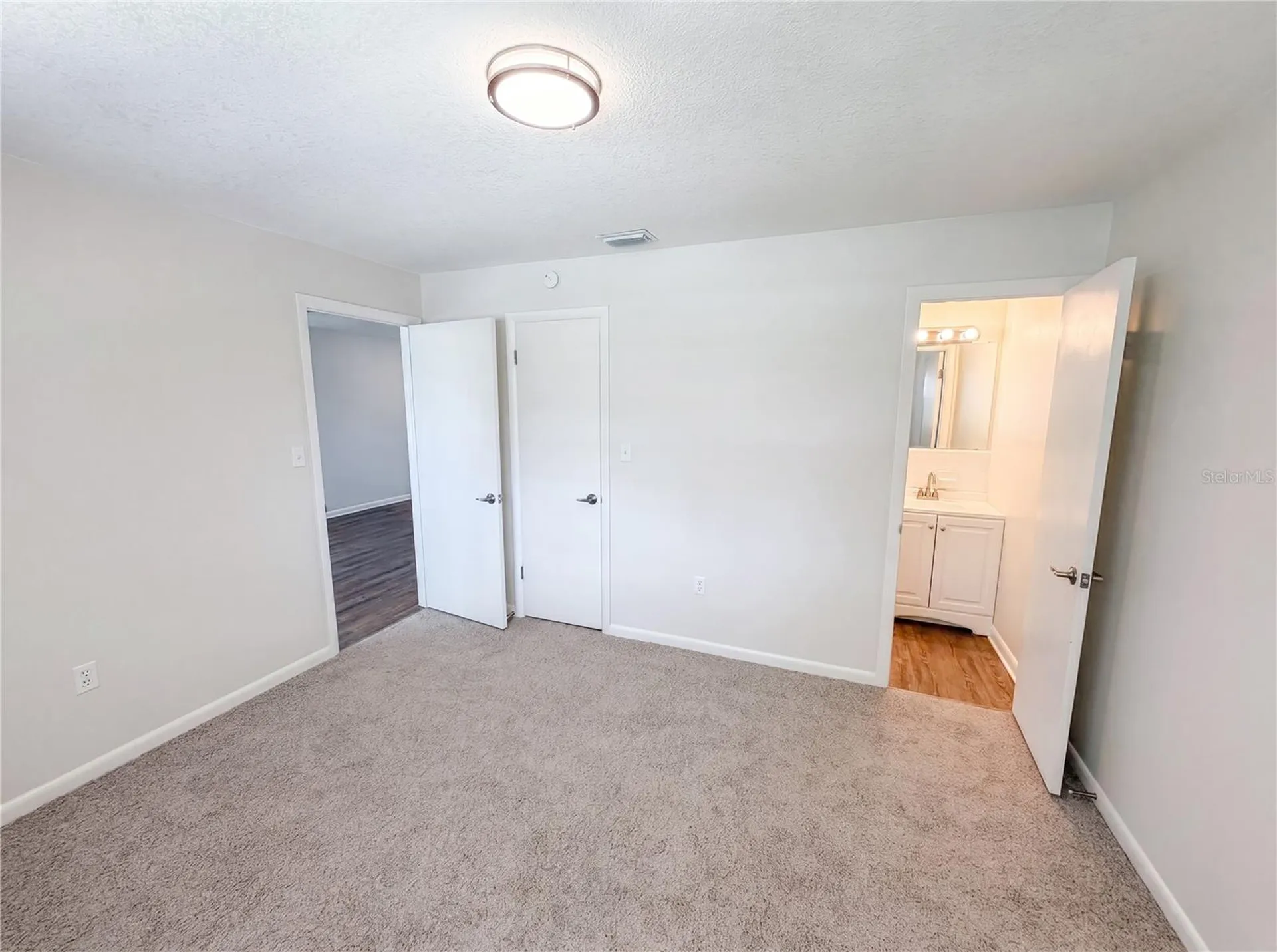1024 Sunwood Lane Orlando FL 32807