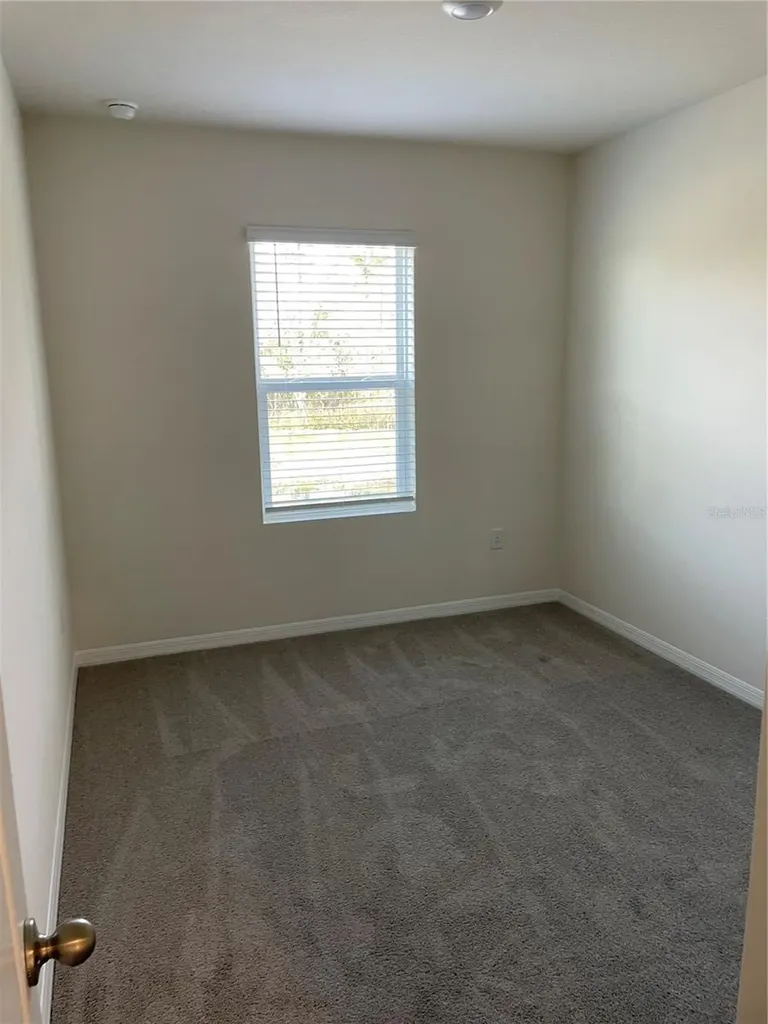 3057 Canary Avenue Davenport FL 33837