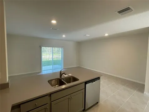 3057 Canary Avenue Davenport FL 33837