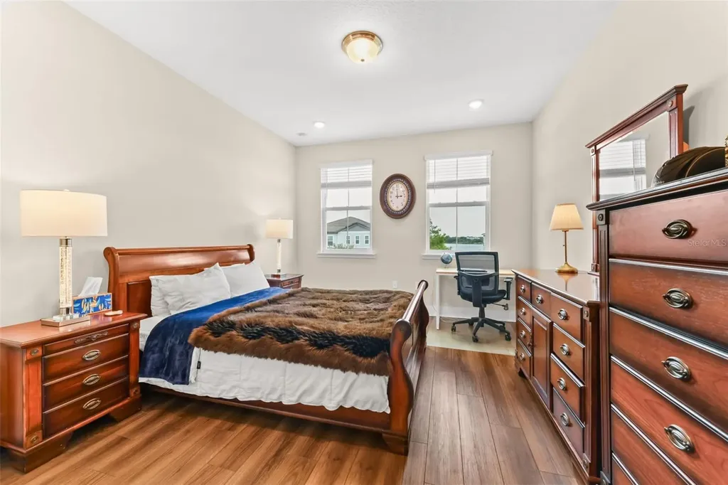 6048 Bimini Twist Loop Orlando FL 32819