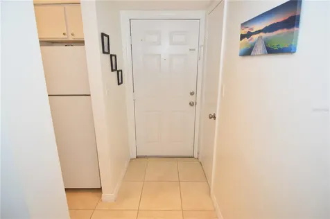 8625 Mallard Reserve Drive Tampa FL 33614