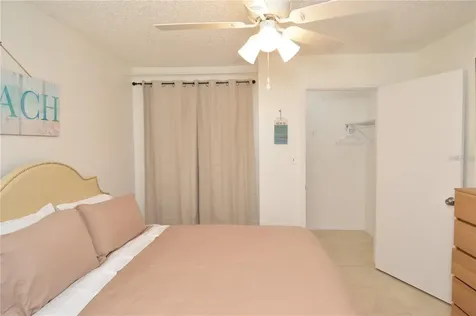8625 Mallard Reserve Drive Tampa FL 33614