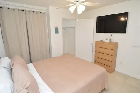 8625 Mallard Reserve Drive Tampa FL 33614