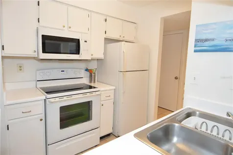 8625 Mallard Reserve Drive Tampa FL 33614