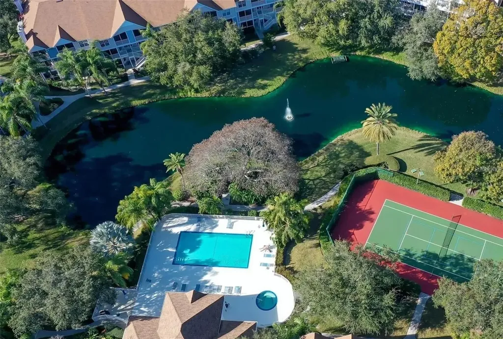 850 S Tamiami Trail Sarasota FL 34236