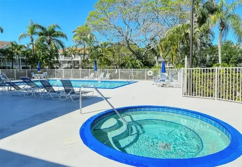 850 S Tamiami Trail Sarasota FL 34236