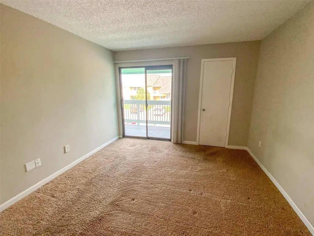 455 Alt 19 S Palm Harbor FL 34683