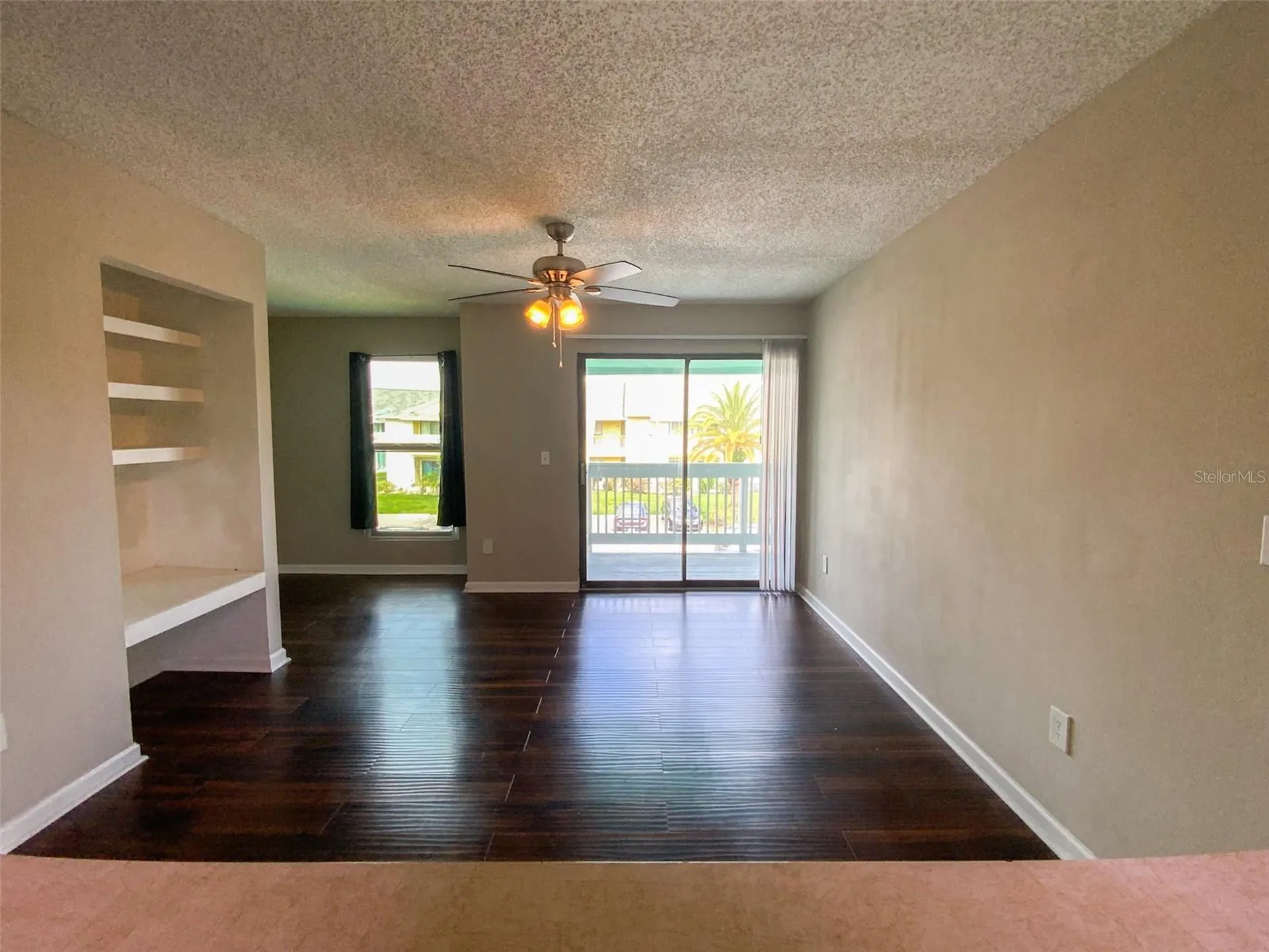 455 Alt 19 S Palm Harbor FL 34683