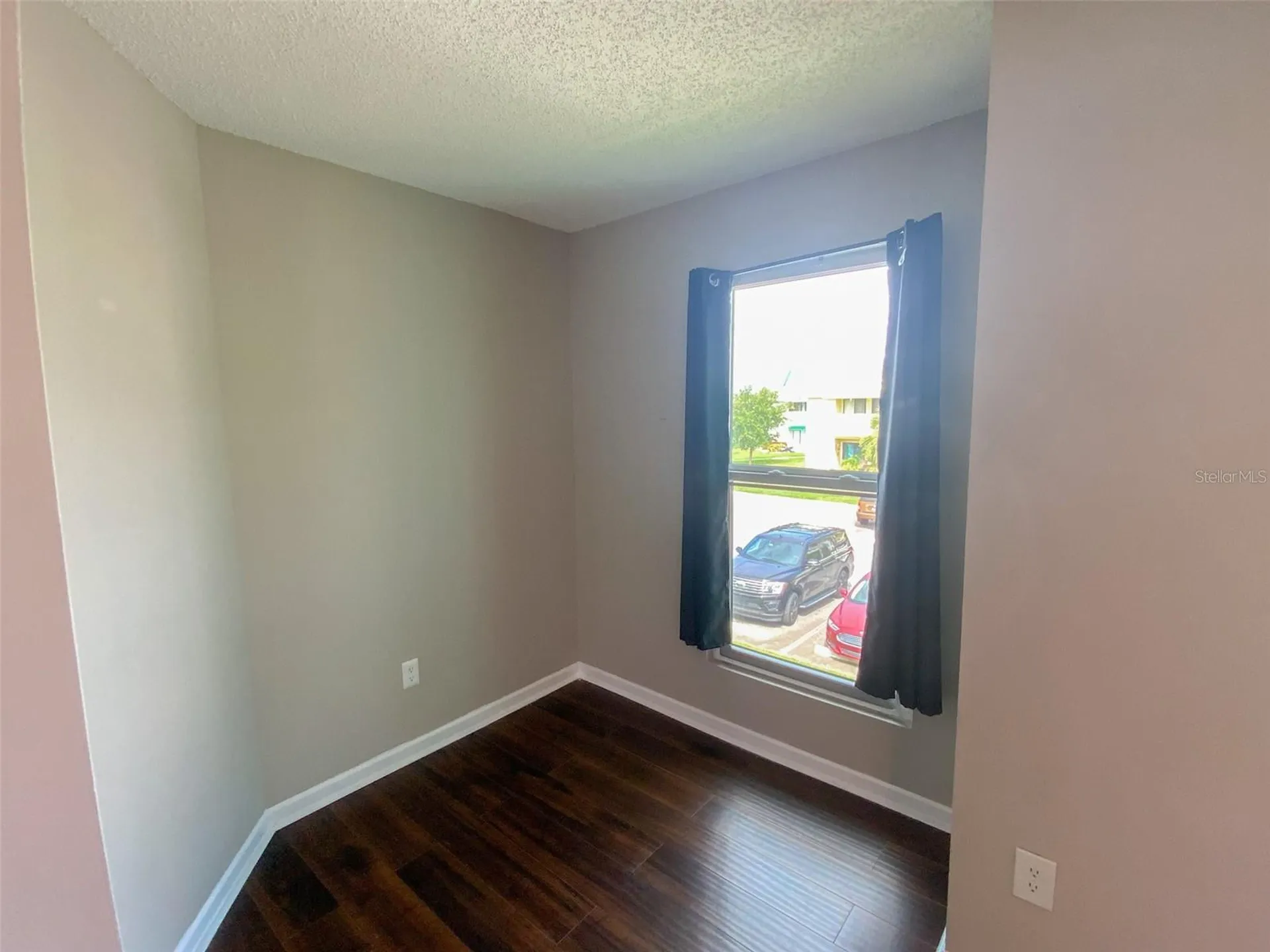 455 Alt 19 S Palm Harbor FL 34683