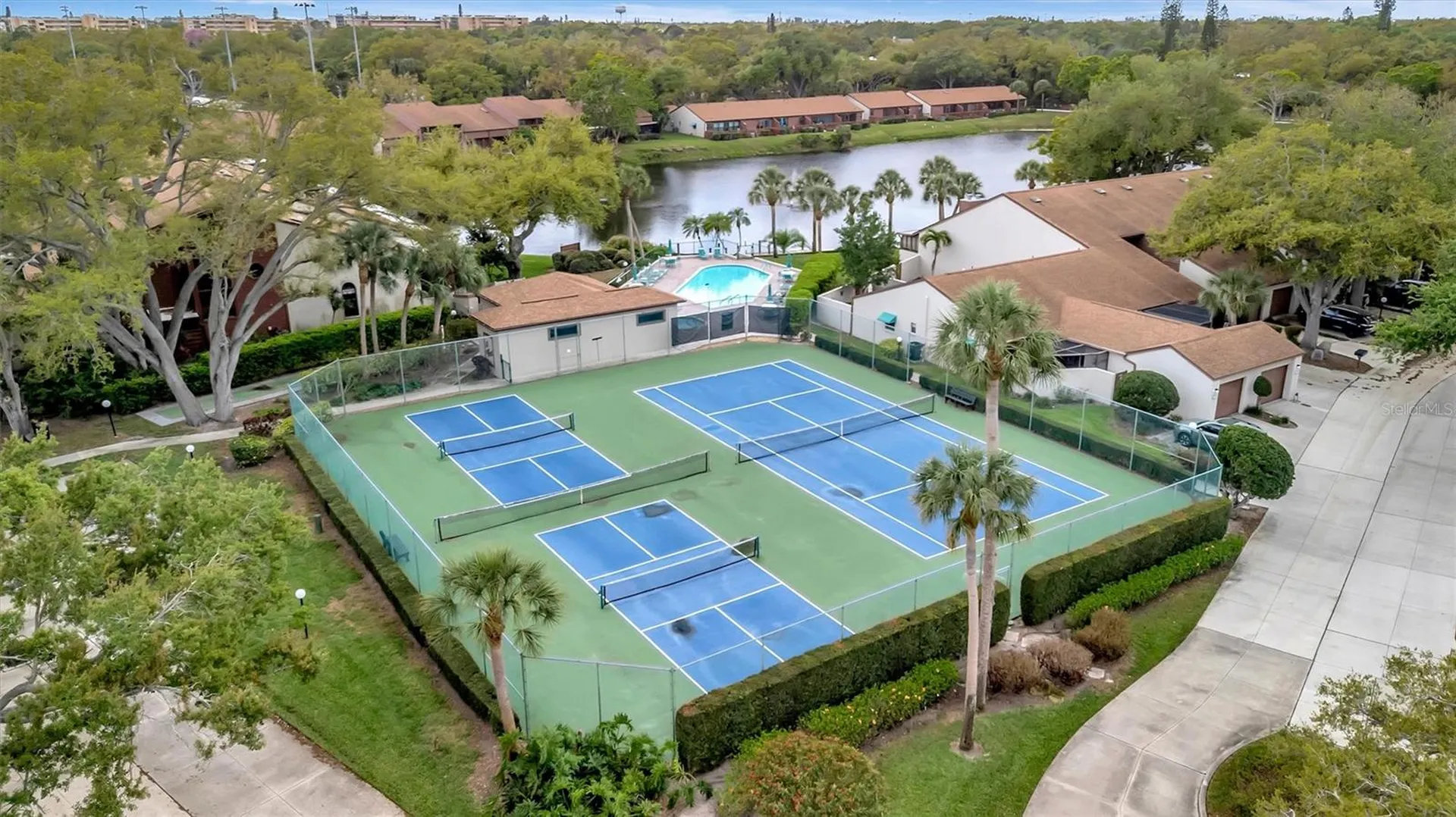 2925 Park Lake Drive Bradenton FL 34209