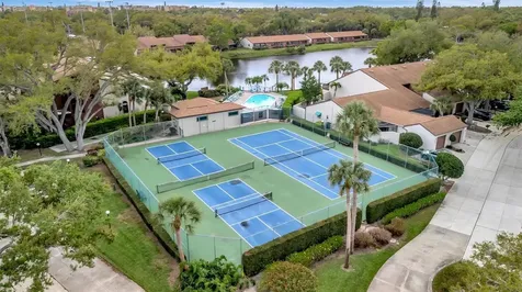 2925 Park Lake Drive Bradenton FL 34209