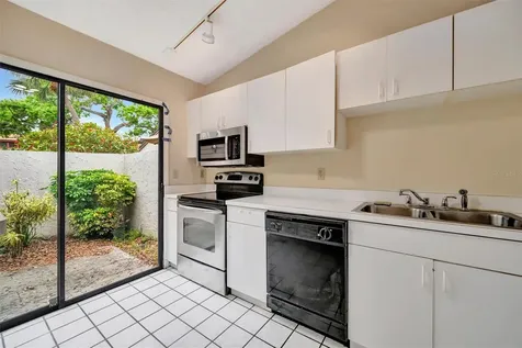 2925 Park Lake Drive Bradenton FL 34209